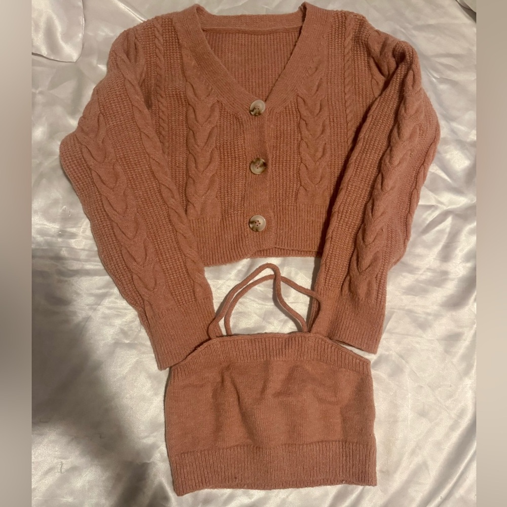 NWOT✨KNITTED SWEATER SET